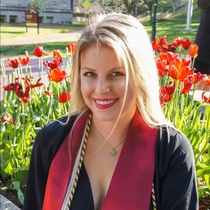 Meet your Posher, Kylee